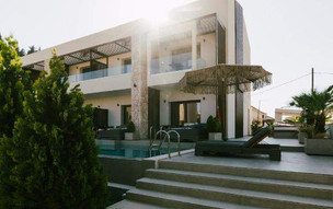 Lan-go Luxury Living