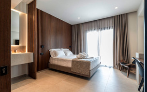 Lan-go Luxury Living