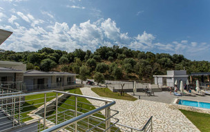 Aqua Oliva Suites