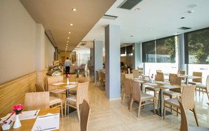 Aqua Oliva Suites