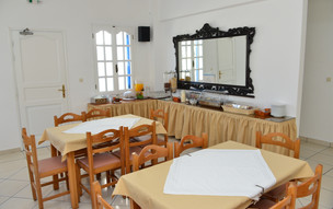 Marcos Beach Hotel