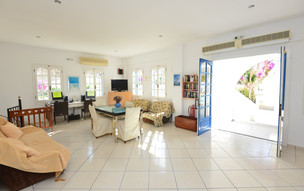 Marcos Beach Hotel