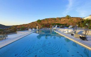 Agalia Luxury Suites Hotel