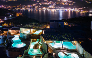 Agalia Luxury Suites Hotel