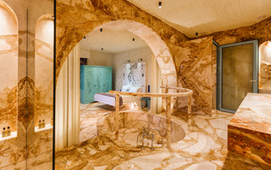 Agalia Luxury Suites Hotel