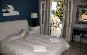 Captain Yiannis Hotel