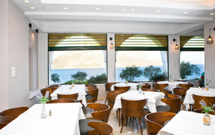 Elena Village Hotel & Suites
