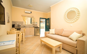 Elena Village Hotel & Suites