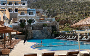 Elena Village Hotel & Suites