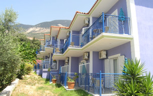 Water Side Studios/ Milos