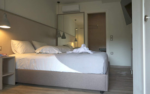 Makris Yialos Apartments