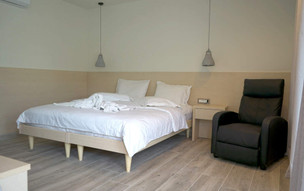 Makris Yialos Apartments