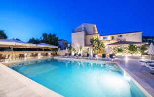 Makris Yialos Apartments