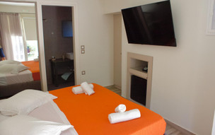 Makris Yialos Apartments