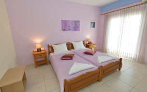 Pelagia Beach studios
