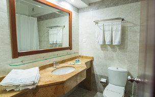 Crithoni's Paradise Hotel