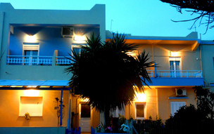 Papafotis Apartments & Suites