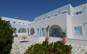 Narges_hotel08