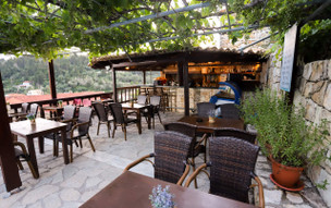 Bastas Hotel