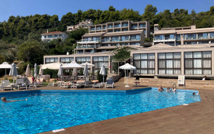 Kassandra Bay10