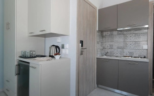 Olia Green Residence