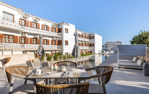 Olia Green Residence