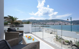 Olia Green Residence