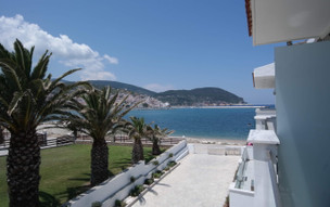 Olia Green Residence