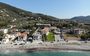 Olia Green Residence