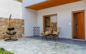 Olia Green Residence