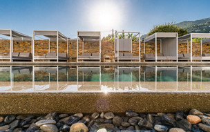 Olia Green Residence