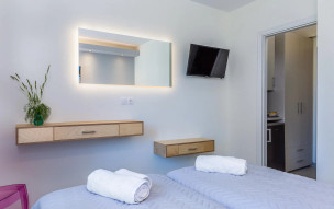 Olia Green Residence