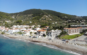 Olia Green Residence
