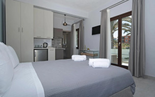 Olia Green Residence