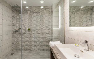 Olia Green Residence
