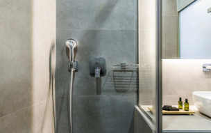 Olia Green Residence