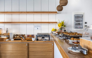 Olia Green Residence