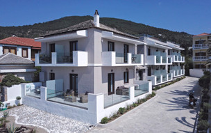 Olia Green Residence