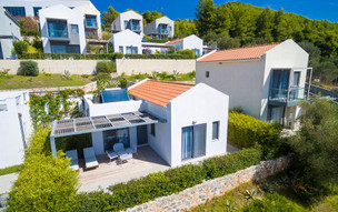 Villa (deluxe one bedroom one level sea view)