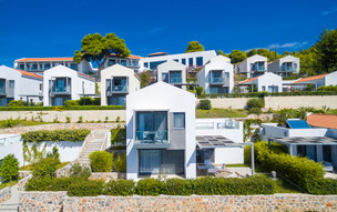 Villa (deluxe two bedroom two level sea view)