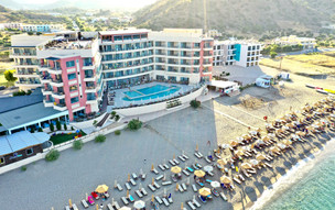 Konstantinos Palace