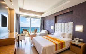 Konstantinos Palace