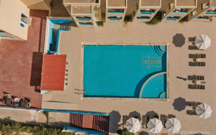 Hotel Sarris