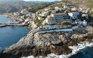 Hotel Cavos Bay