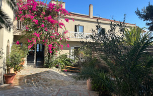 Hotel Cavos Bay