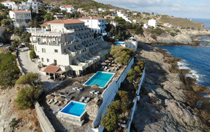Hotel Cavos Bay