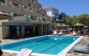 Hotel Cavos Bay