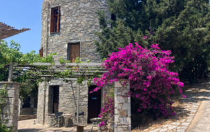 Hotel Pyrgos