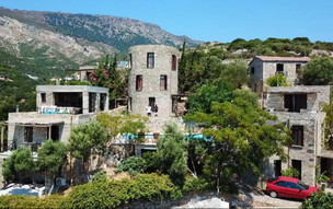 Hotel Pyrgos