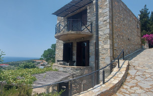 Hotel Pyrgos